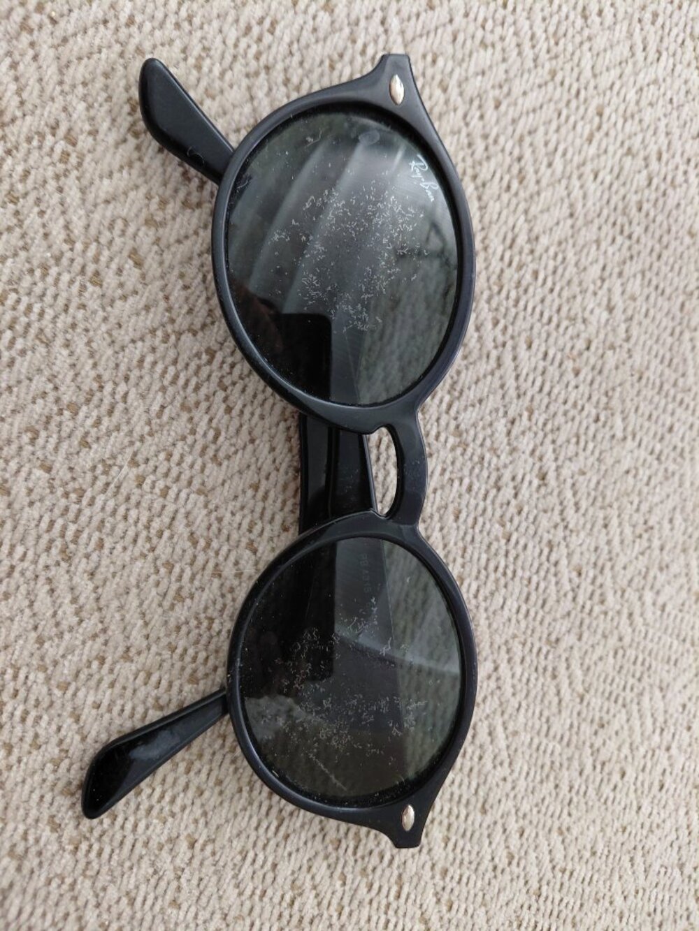 Ray-Ban 4315 Black Oval Sunglasses Women Flaw - Picture 5 of 8